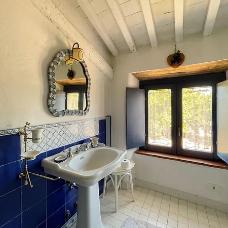 Villa Madeleine: Luxury In Italy Castel Giorgio