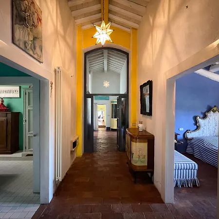 Madeleine: Luxury In Italy Villa *