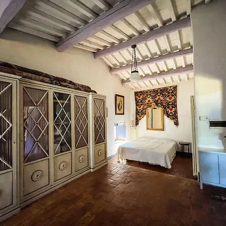 Villa Madeleine: Luxury In Italy Castel Giorgio