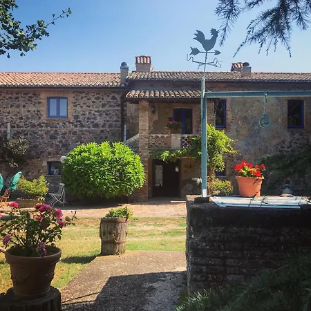 Madeleine: Luxury In Italy * Castel Giorgio