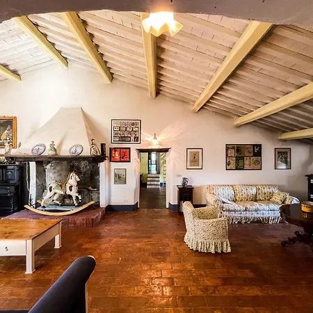 Madeleine: Luxury In Italy