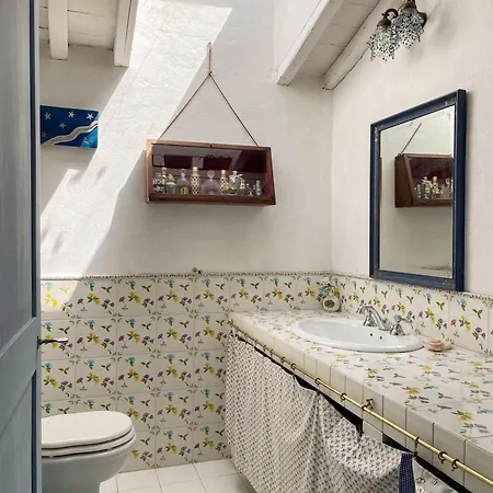 Madeleine: Luxury In Italy