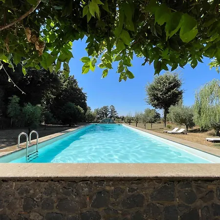 Madeleine: Luxury In Italy Castel Giorgio