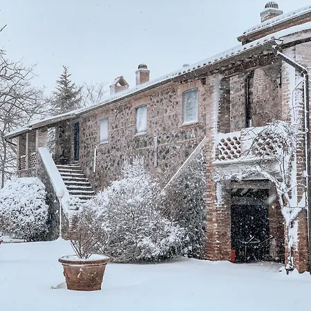 Villa Madeleine: Luxury In Italy