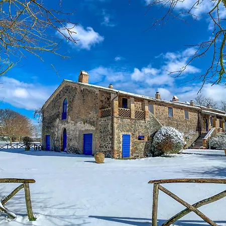 Villa Madeleine: Luxury In Italy Castel Giorgio