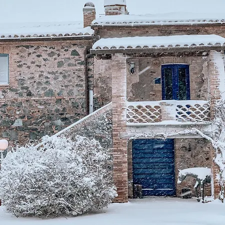 Madeleine: Luxury In Italy