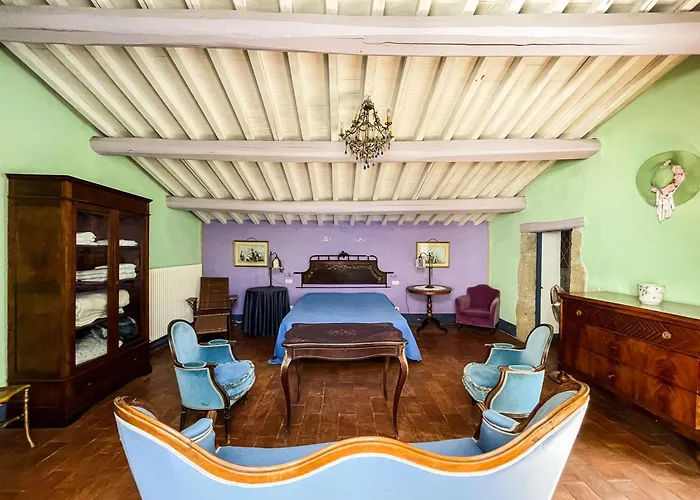 Madeleine: Luxury In Italy Villa